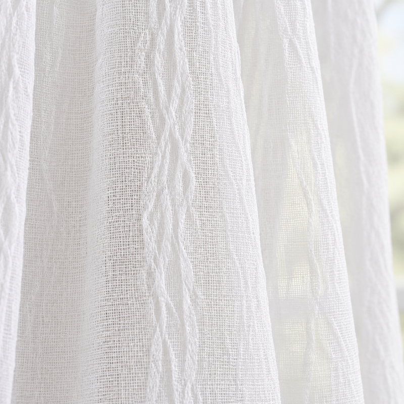Voilage crêpe froissé polyester-coton à tête volantée – détail de la matière