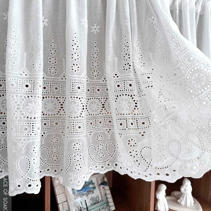 Brise-bise blanc brodé à fleurs – Blanc – à qualifier