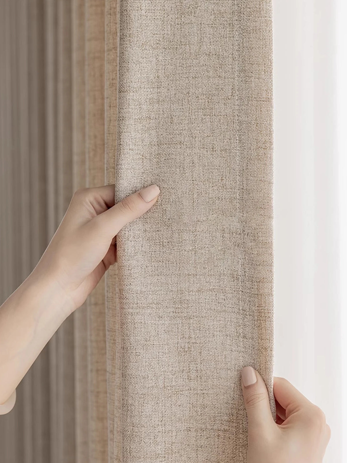 Rideau effet lin taupe – Taupe – détail tissu