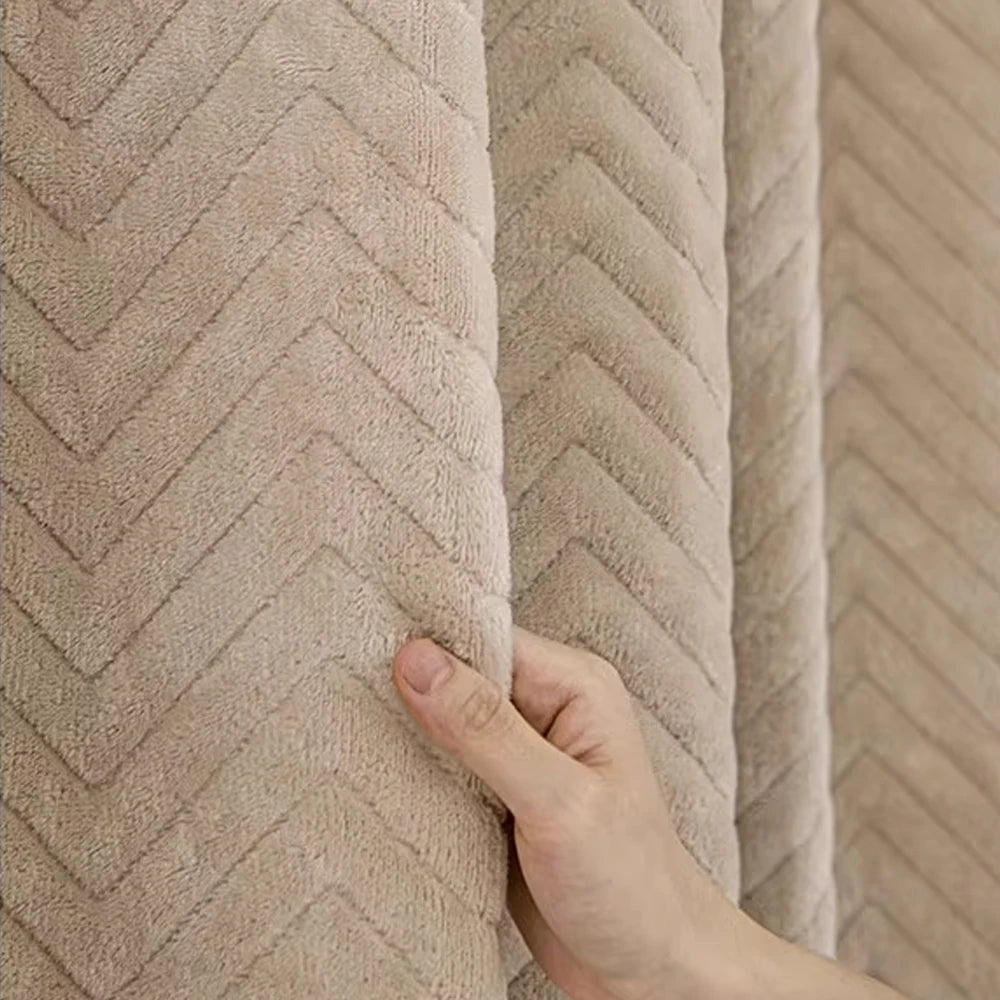 Rideau occultant à chevrons effet peluche – Beige – détail tissu