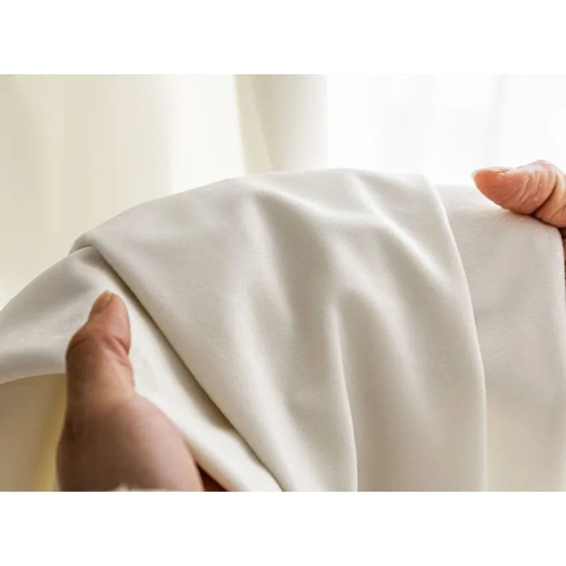 Rideau velours blanc cassé – Blanc cassé – détail tissu