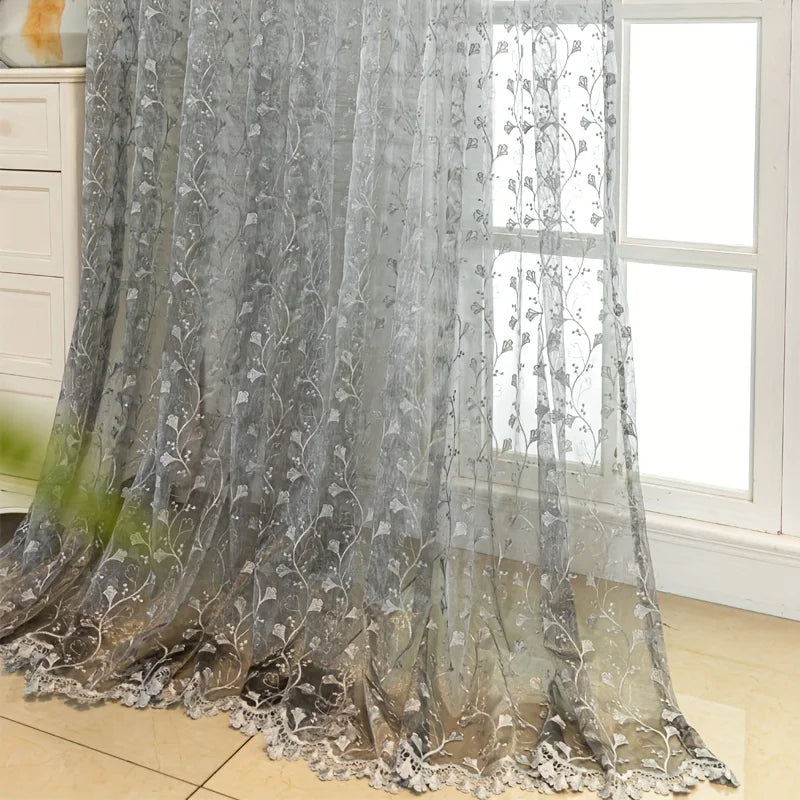 Voilage brodé feuilles de ginkgo à œillets – Gris – mise en situation