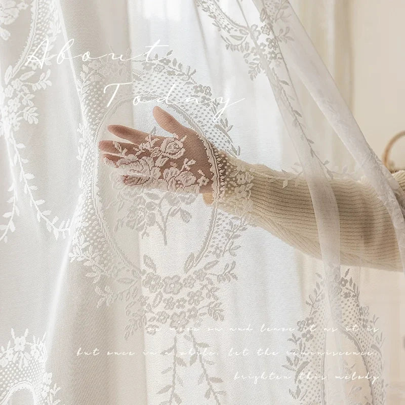 Voilage dentelle brodée de roses blanc – Blanc – détail tissu